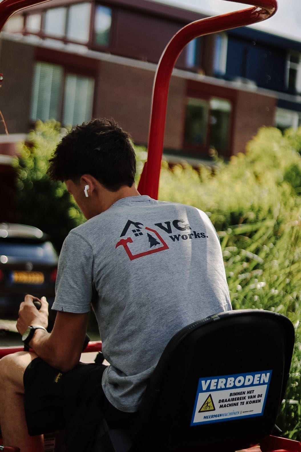 VG Works aan het werk